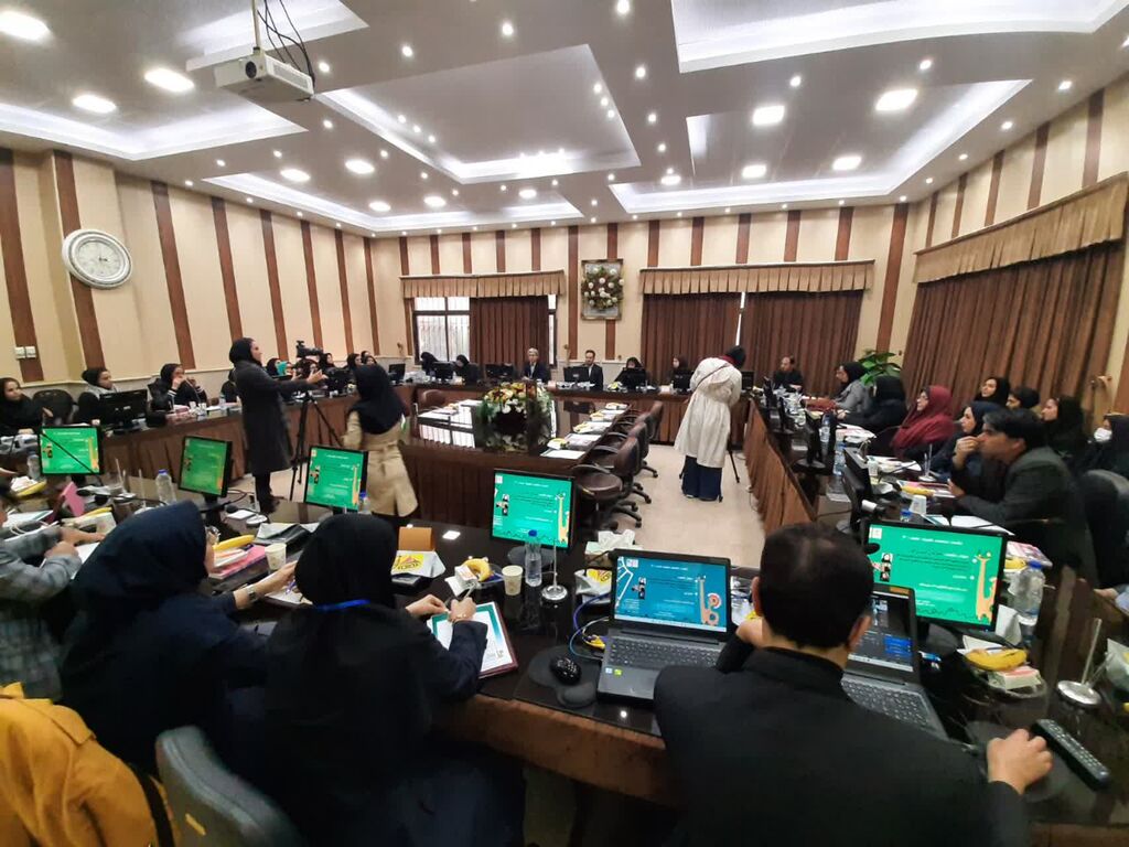 پنلهای تخصصی «قصههای کسب و کار» و «قصههای فلسفی» برگزار شد