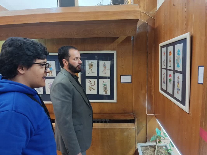 نمایشگاه آثار هنری فروهر فرخ زاد عضو نوجوان مرکز نجف آباد
