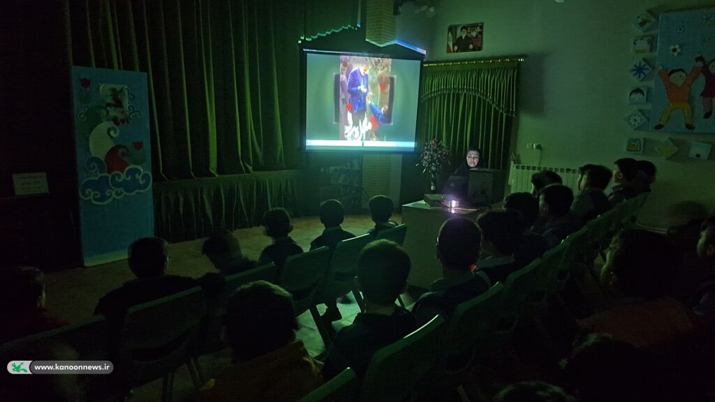 ویژه برنامه روز مادر و گرامیداشت سالگرد سردار سلیمانی در مرکز ابهر