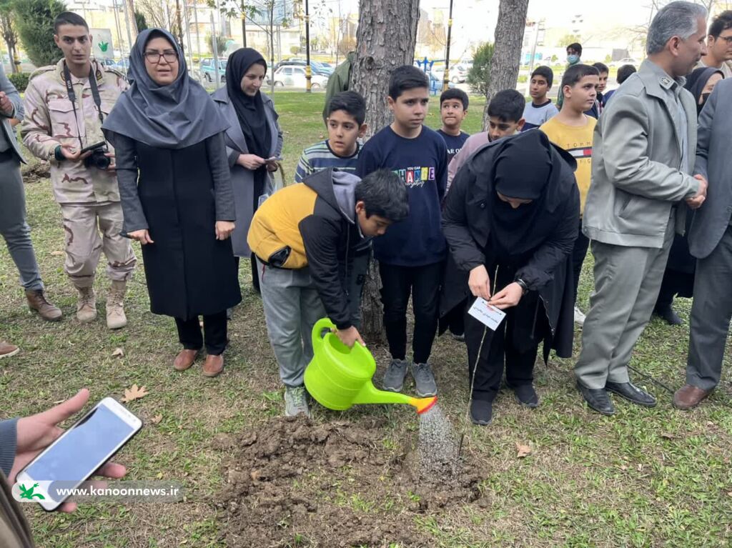 کاشت «نهالِ ایثار و شهادت» شهدای کرمان در گنبدکاووس