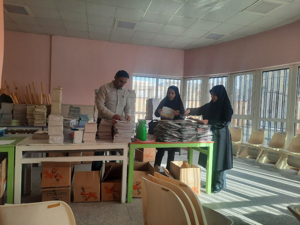 توزیع 3500 جلد کتاب جدید در کتابخانه‌های کانون همدان