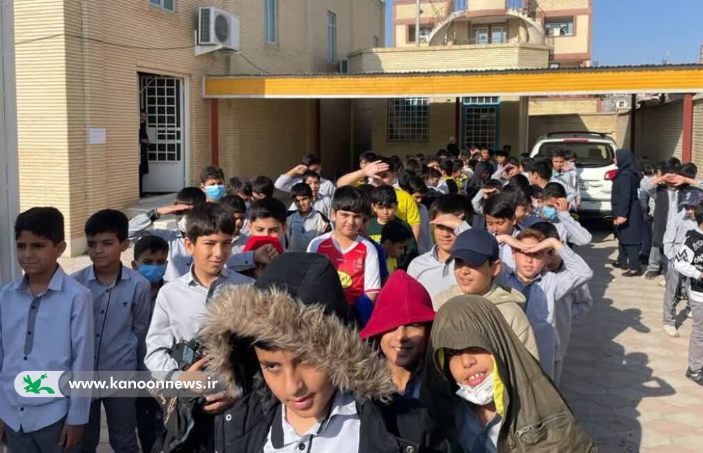 اکران سیار انیمیشن سینمایی «بچهزرنگ» در کرمان