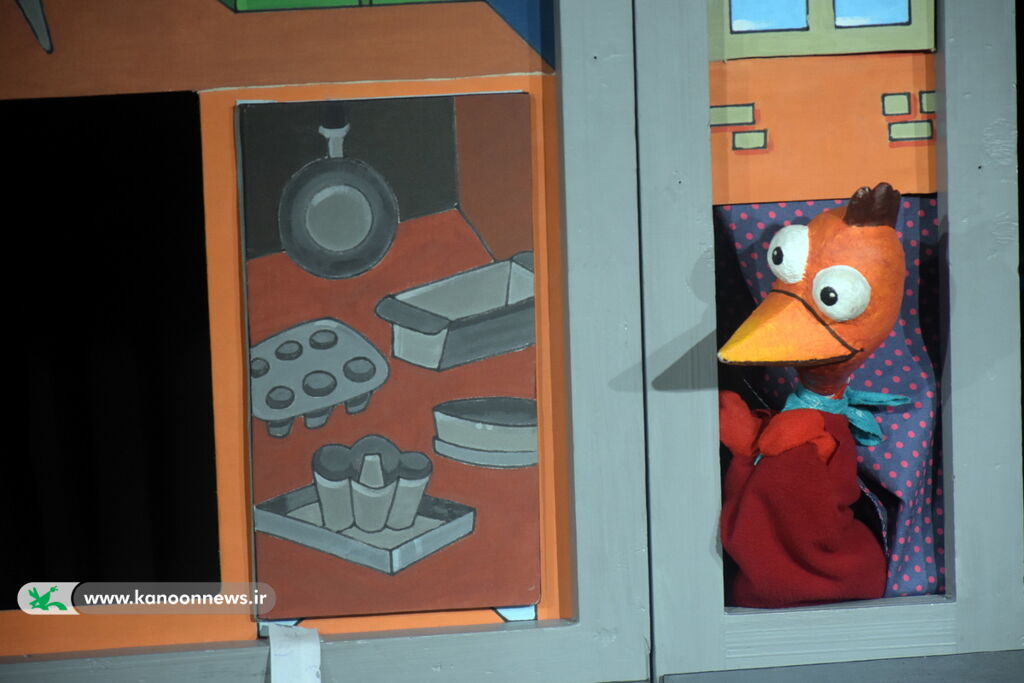 اجرای نمایش «کی با من پیتزا میپزه؟» در پردیس سینمایی بام نیایش