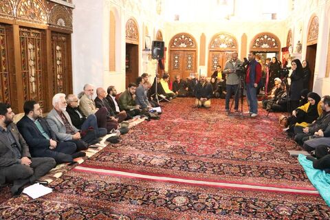 چند نما از نشست مدیرعامل کانون با اهالی فرهنگ، هنر و رسانه استان قزوین