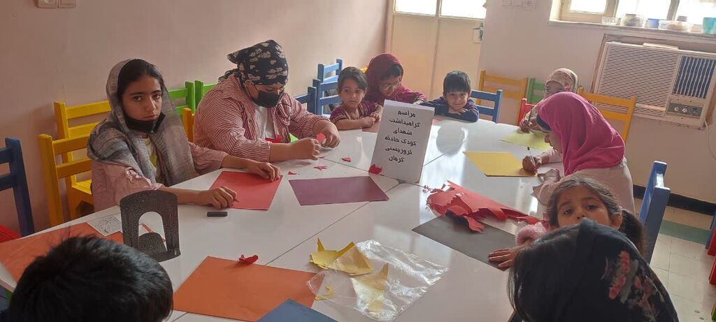 گرامیداشت یاد شهدای کودک و نوجوان حمله تروریستی کرمان در مراکز کانون هرمزگان