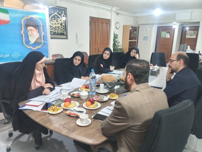 ساماندهی نیروهای مراکز کانون استان اصفهان اولویت سفر فروهر معدنی است