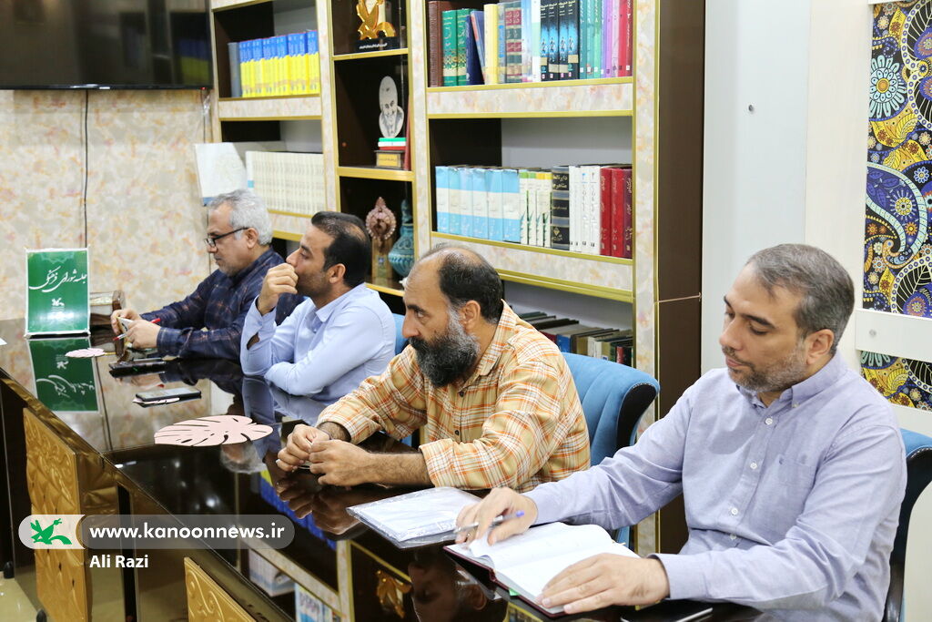 دومین نشست کمیتهی کودک و نوجوان ستاد دهه فجر کانون استان بوشهر برگزار شد