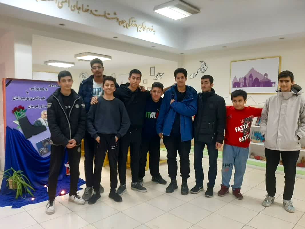 گرامیداشت یاد مهمان آسمان