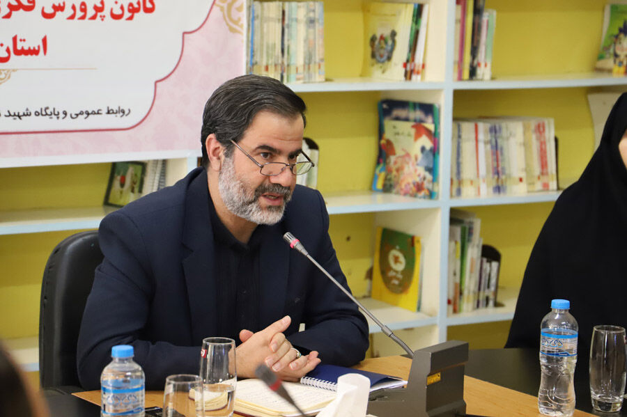 نشست بصیرتی کارکنان و مربیان کانون استان اردبیل برگزار شد