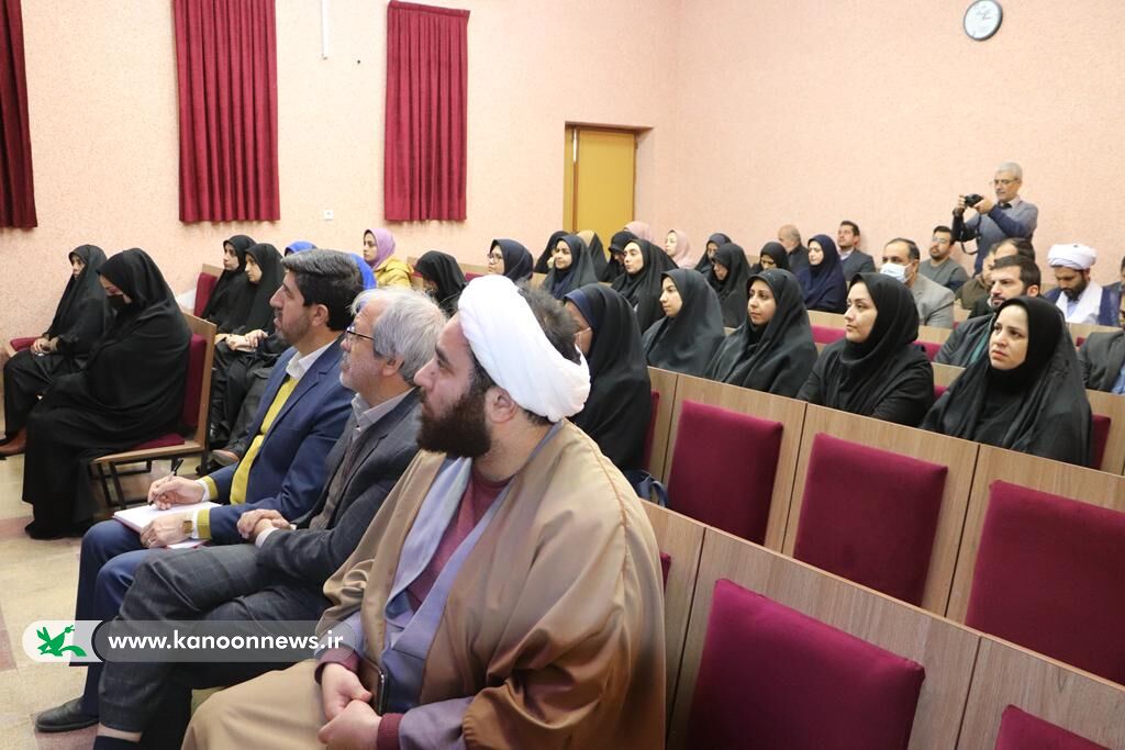 نشست مدیران شاهد سراسر استان به میزبانی کانون پرورش فکری