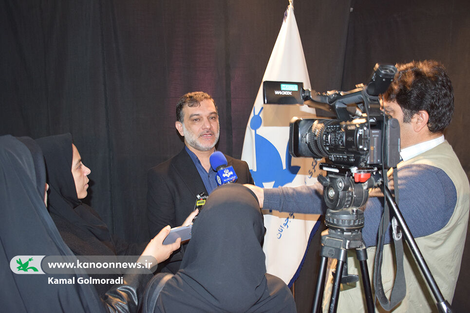 کانون به عنوان نهادمرجع تربیت فکر و پرورش کودکان باقی خواهد ماند/کانون ریشه عمیقی در حوزه فعالیت های تربیتی دارد