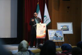 نشست عصر شعر غزه و شهدای کرمان با عنوان «بمب بادبادک نیست» در کانون
