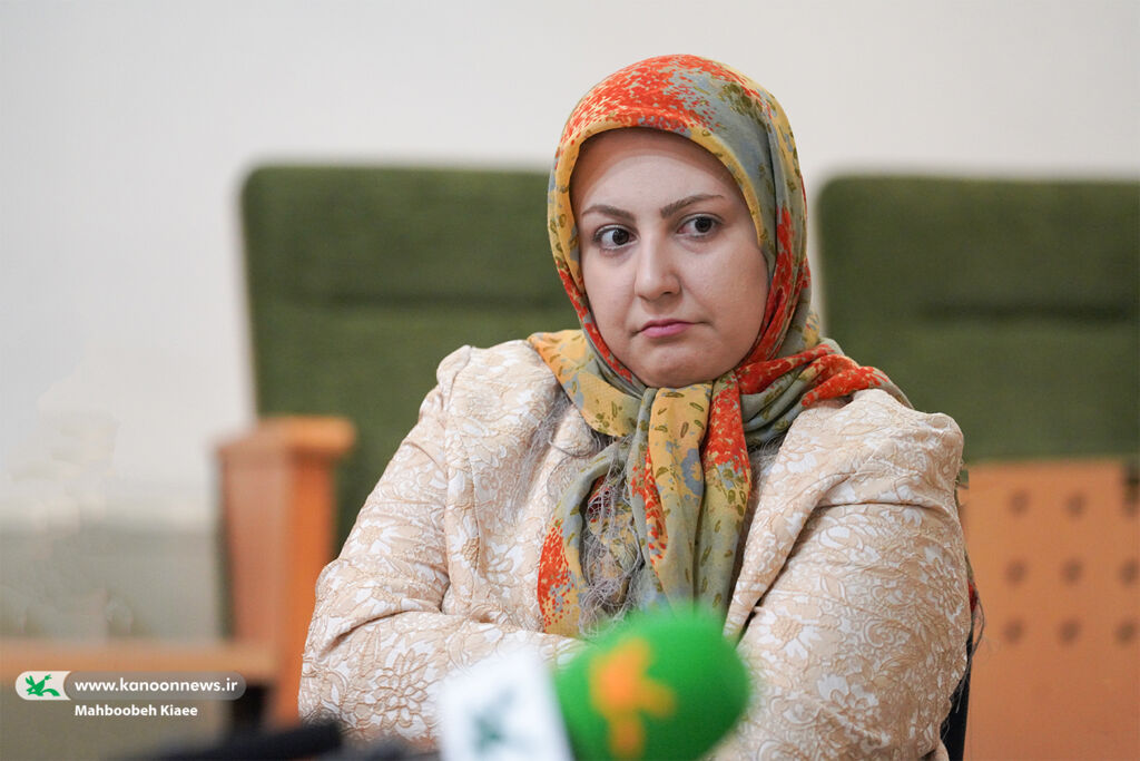 پرویزی: بازی درمانی راهی برای همزبان شدن با کودک است/ درخشان: تخلیه تنش در دنیای بازی میتواند رخ دهد