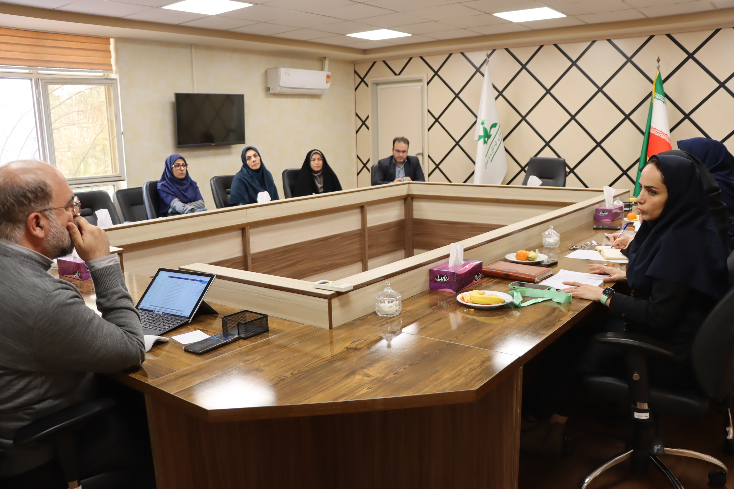 چهاردهمین جلسه‌ی شورای فرهنگی اداره کل کانون استان تهران برگزار شد.