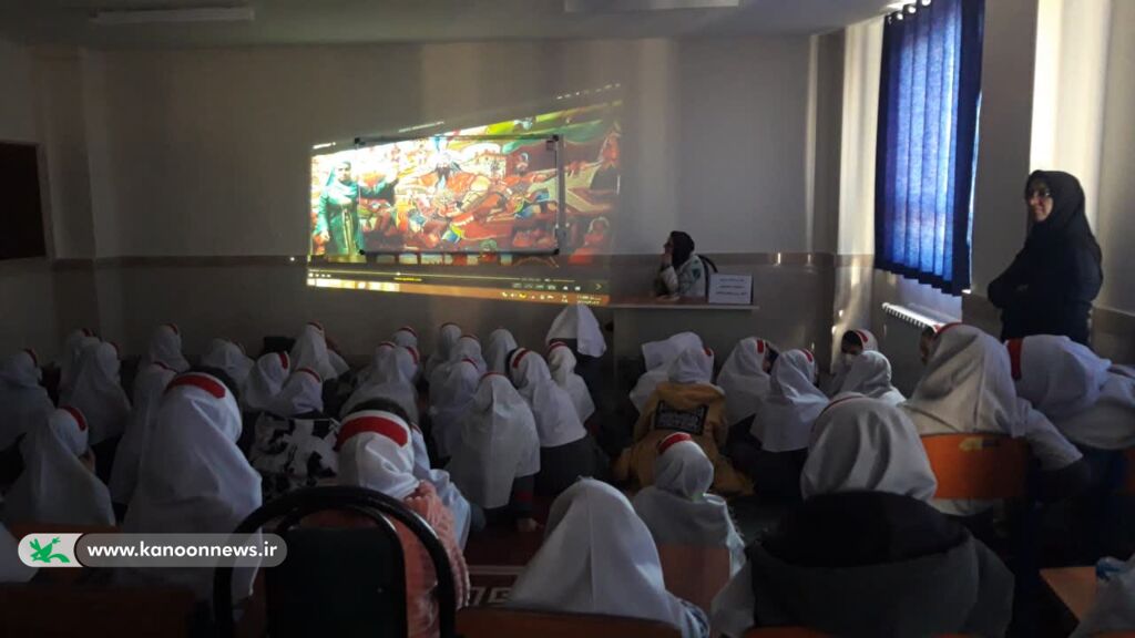 ویژه برنامه «شاهنامه خوانی» برای بچههای دیزج آباد زنجان