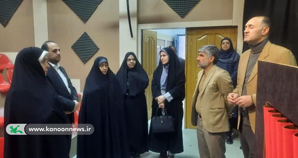 مدیرکل آفرینشهای فرهنگی کانون از چهار مرکز کانون کرمان بازدید کرد