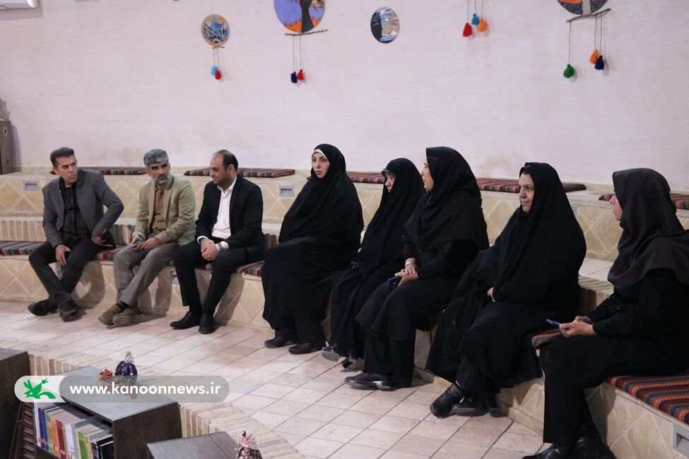 مدیرکل آفرینشهای فرهنگی کانون از چهار مرکز کانون کرمان بازدید کرد