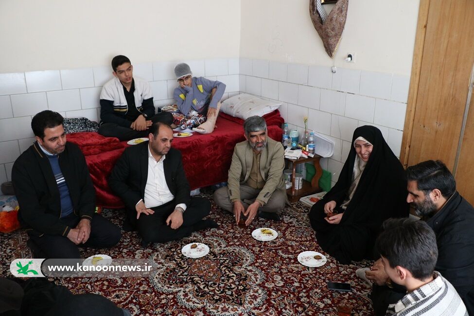 مدیرکل آفرینشهای فرهنگی کانون از چهار مرکز کانون کرمان بازدید کرد