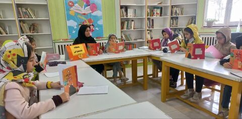 تشکیل باشگاه های کتابخوانی کودک و نوجوان در مراکز کانون استان آذربایجان غربی