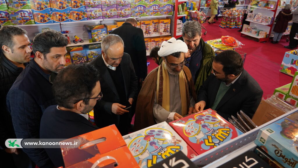 مردم با خریدن اسباببازیهای داخلی از این بخش حمایت کنند