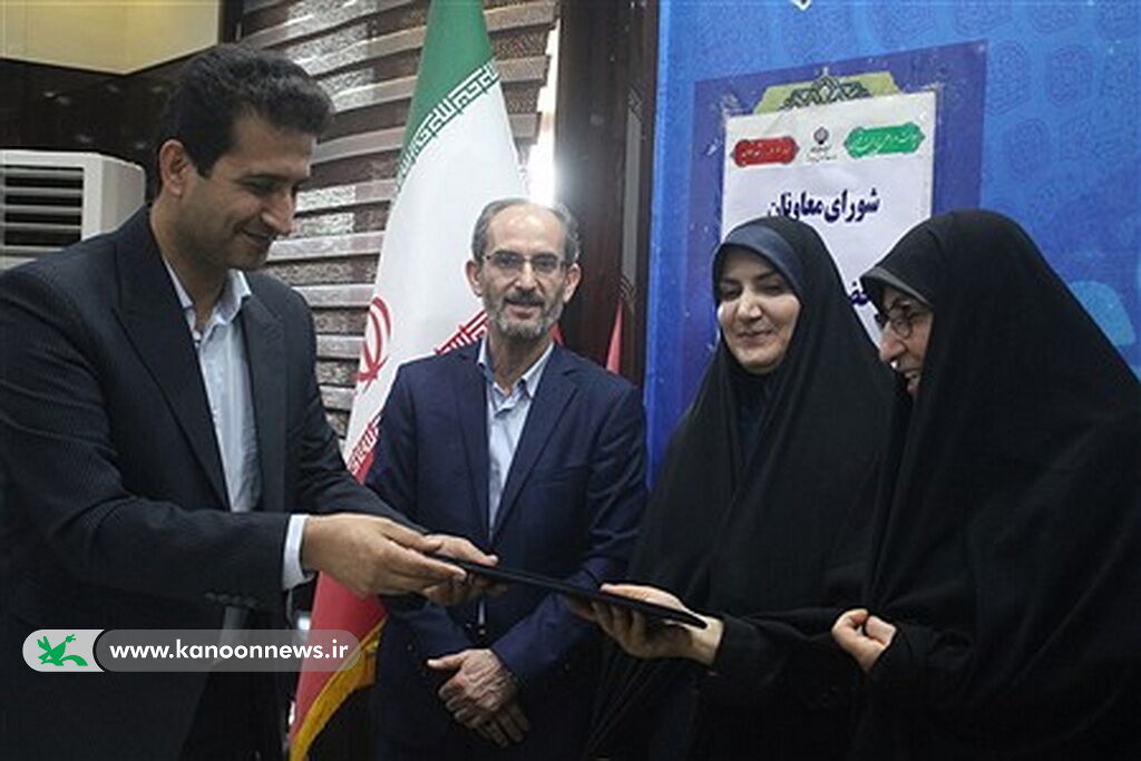 ایثارگران فرهنگی بوشهری با مشاور وزیر دیدار کردند ایثارگران فرهنگی با مشاور وزیر دیدار کردند