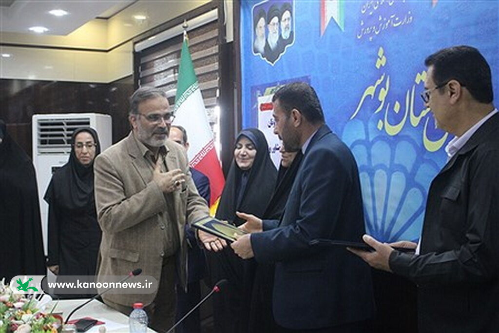 ایثارگران فرهنگی با مشاور وزیر دیدار کردند