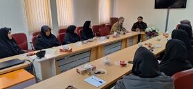 جلسه شورای فرهنگی مدیرکل کانون لرستان با مسئولان مراکزکانون خرم آباد