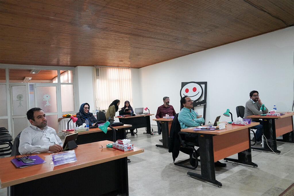 سینمای انیمیشن میتواند به اندازه نفت برای کشور درآمدزایی داشته باشد/ باید اقتباسها را علمیتر کرد/ انیمیشن ایران به زودی در جهان مطرح میشود