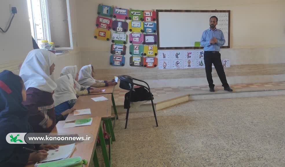 طرح «پیک کتاب، نذر کتاب» در روستای گبان شهرستان رفیع اجرا شد