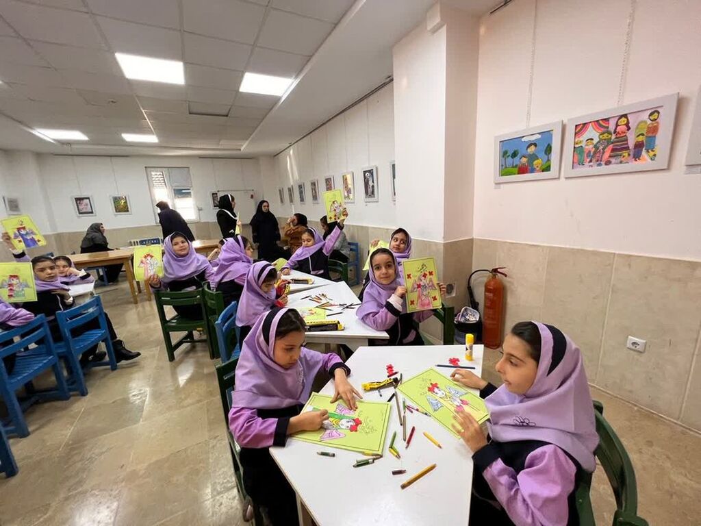 جشن تکلیف همراه با اجرای فعالیت‌های «فرهنگی، هنری»در مرکز شماره ۳ کانون البرز