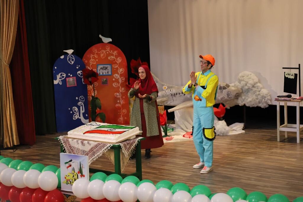 جشن روز پیروزی به صورت زنده از برنامه تلویزیونی«سلام اوشاقلار» پخش شد