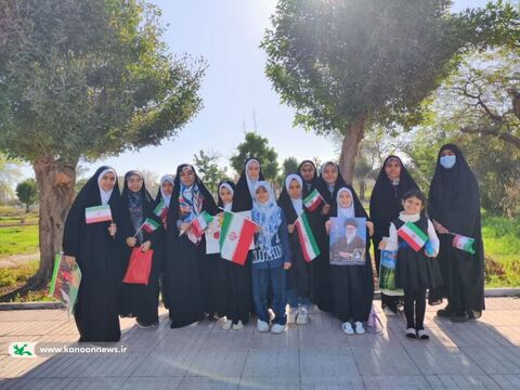 نواختن زنگ انقلاب در مراکز کانون پرورش فکری کودکان و نوجوانان خوزستان