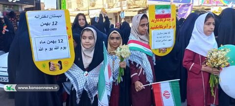 نواختن زنگ انقلاب در مراکز کانون پرورش فکری کودکان و نوجوانان خوزستان