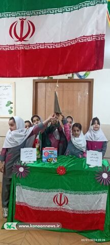 نواختن زنگ انقلاب در مراکز کانون پرورش فکری کودکان و نوجوانان خوزستان
