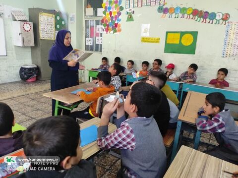 نواختن زنگ انقلاب در مراکز کانون پرورش فکری کودکان و نوجوانان خوزستان