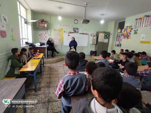 نواختن زنگ انقلاب در مراکز کانون پرورش فکری کودکان و نوجوانان خوزستان