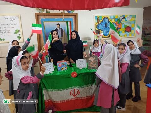 نواختن زنگ انقلاب در مراکز کانون پرورش فکری کودکان و نوجوانان خوزستان