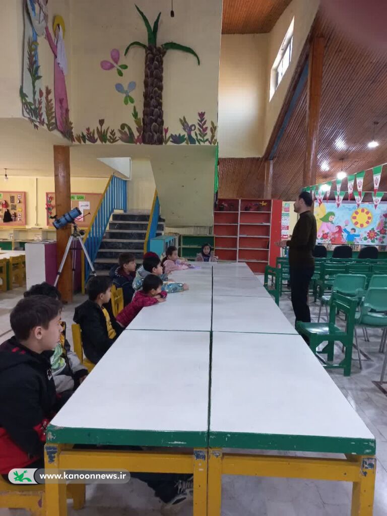 نمایشگاه عکس ویژه دهه فجر در بندرترکمن