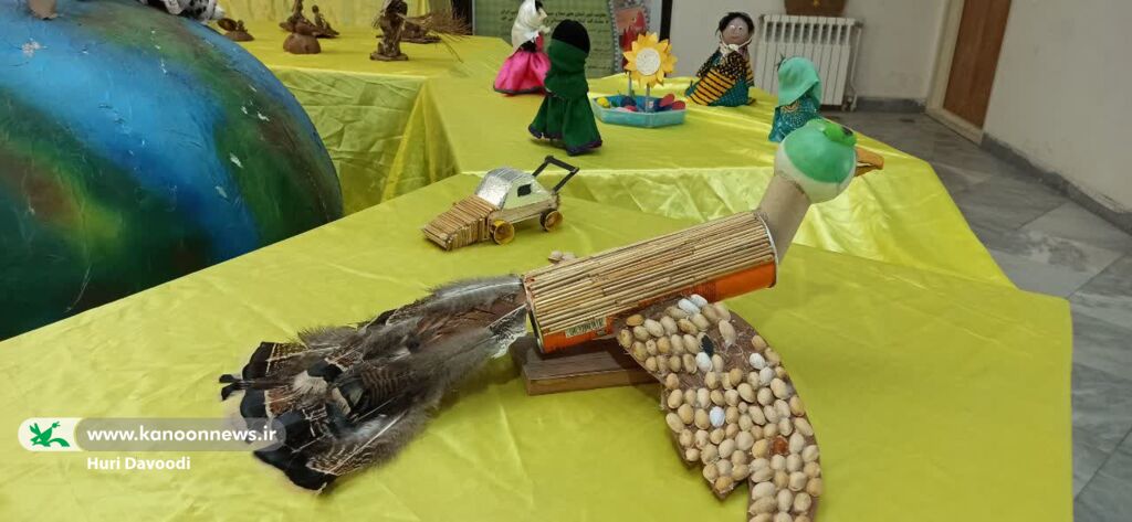 نمایشگاه «بهمن جاویدان» در کانون سیستان و بلوچستان میزبان علاقهمندان فرهنگ و هنر است