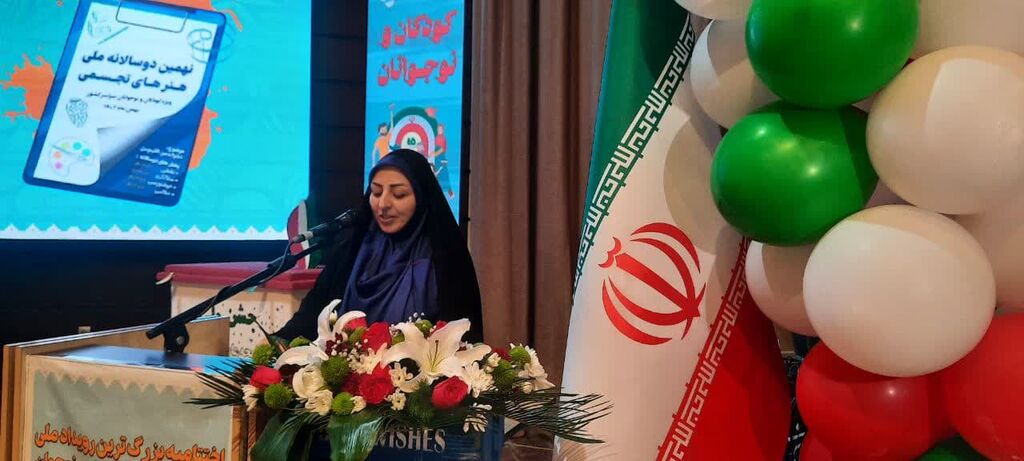 مراسم پایانی دوسالانه هنرهای تجسمی در همدان برگزار شد