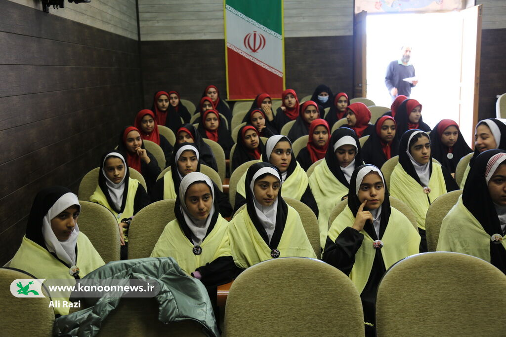 اختتامیه مرحلهی استانی دومین جشنواره ملی سرود آفرینش کانون در استان بوشهر