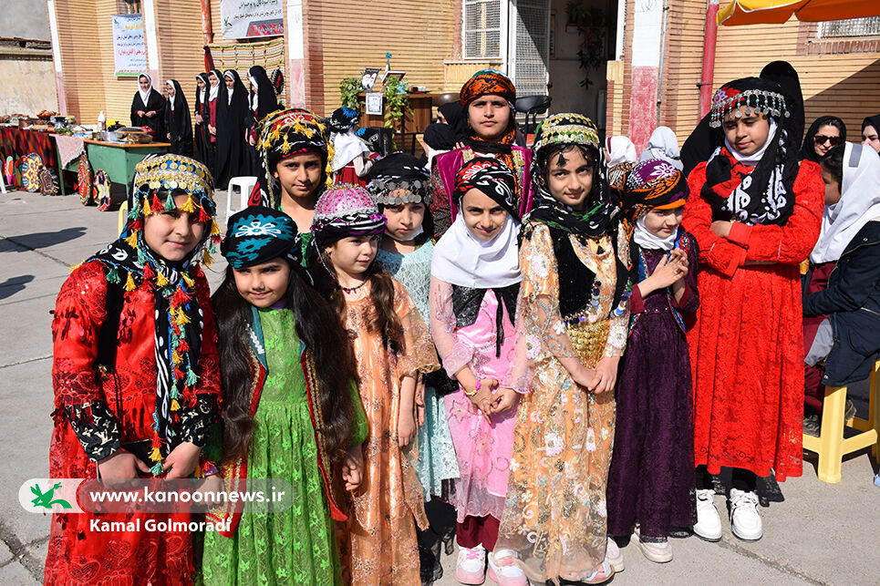 ویژه برنامه بازی های بومی و محلی در روستای دیناروند خرم آباد برگزار شد
