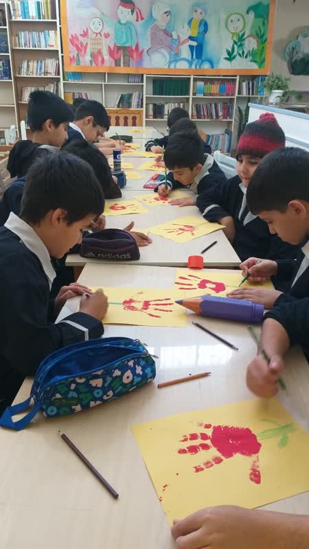 همزمان با دهه فجر و در آستانه انتخابات کارگاهی با عنوان " موقعیت من در آینده " در مرکز گرمسار برگزار شد.