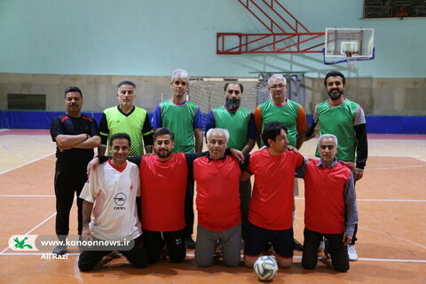 آلبوم تصویری مسابقه دوستانه فوتبال کارکنان کانون استان بوشهر