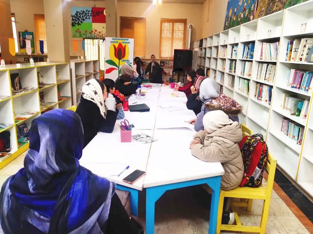 نشست «قصههای ایران» در مرکز هشتگرد کانون البرز