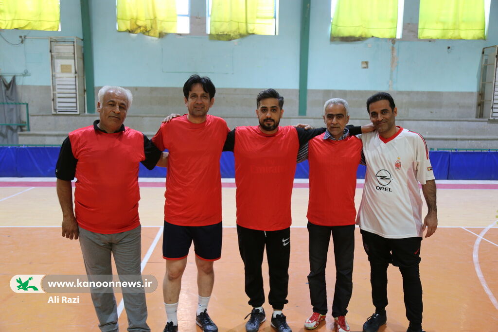 رقابت دوستانه ی کارکنان اداره کل کانون استان بوشهر