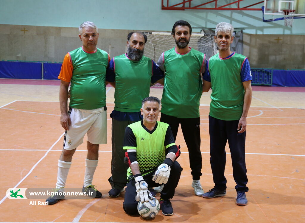 رقابت دوستانه ی کارکنان اداره کل کانون استان بوشهر