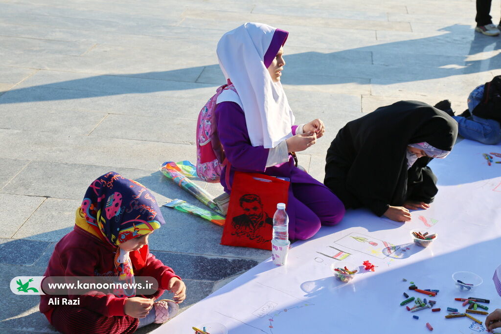 تجدید میثاق اعضا و مربیان کانون عالیشهر با آرمانهای امام وشهدا