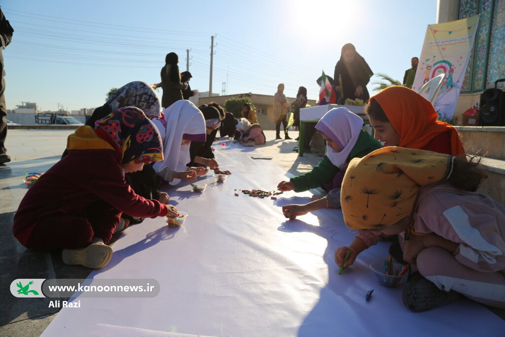 تجدید میثاق اعضا و مربیان کانون عالیشهر با آرمانهای امام وشهدا