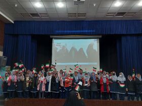 شور و شوق جشن پیروزی انقلاب در مراکز کانون پرورش فکری قم
